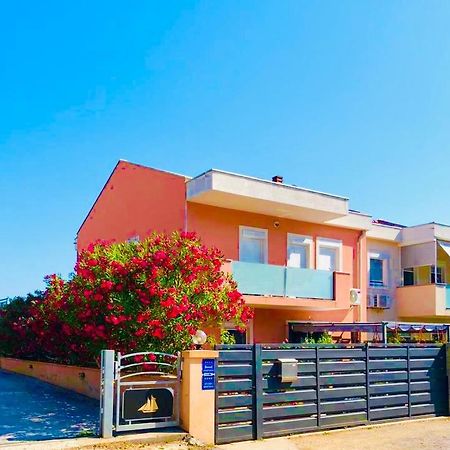 Guest House Navetta 2 فاجانا المظهر الخارجي الصورة